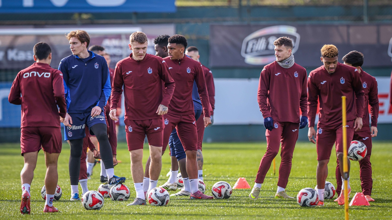 Trabzonspor, Gençlerbirliği Deplasmanı İçin Hazırlıklarını Tamamladı